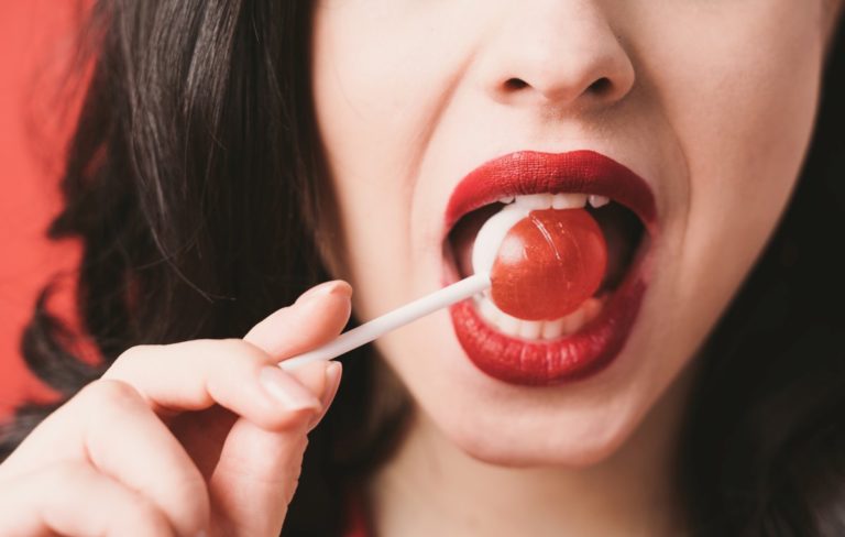 Odkryj przyjemności seksu oralnego